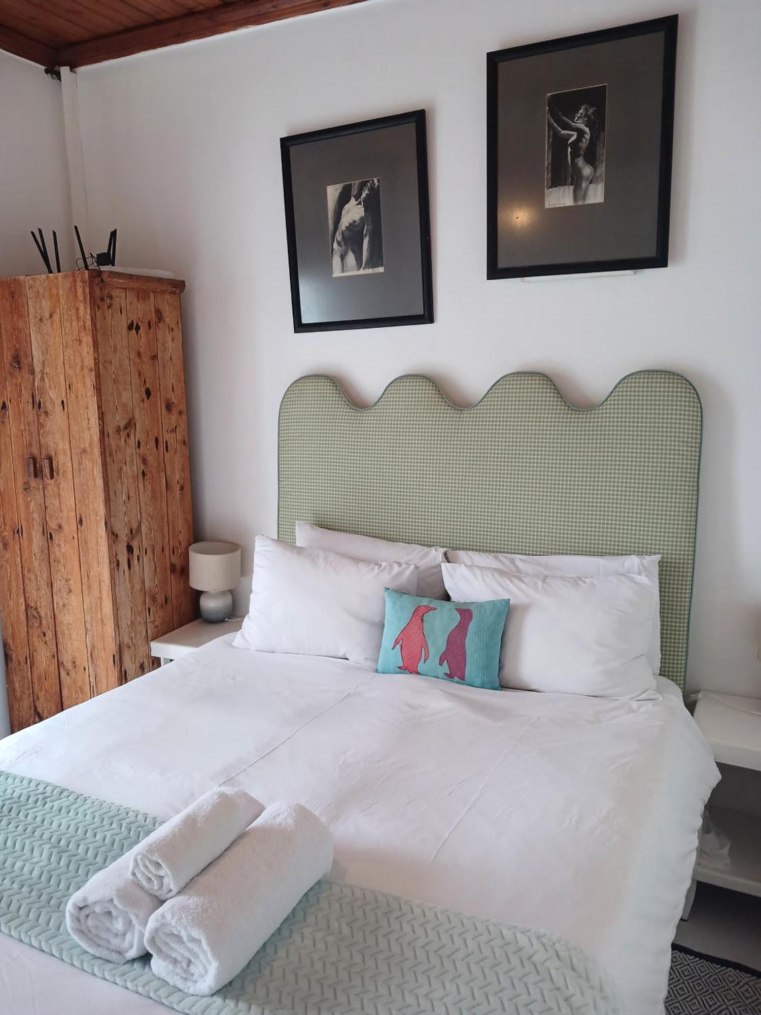 Boulders Hotel, Cafe And Curio Shop